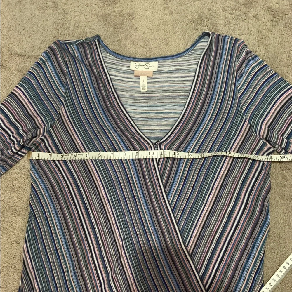 Jessica Simpson Nursing Shirt Size Large - Picture 3 of 11